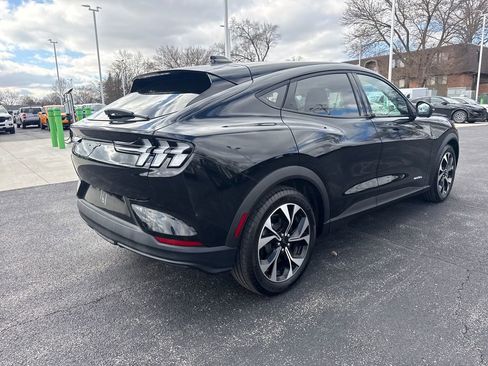 Used 2025 Ford Mustang Mach-E Select image 7