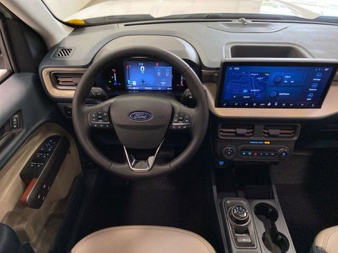 New 2025 Ford Maverick Lariat w/ 4K Tow Package image 19