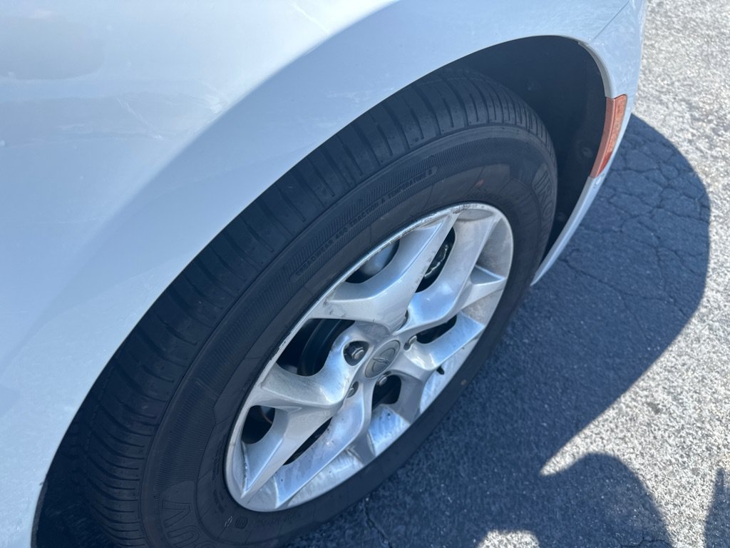 Used 2017 Chrysler Pacifica Touring-L Plus w/ Advanced Safetytec Group FWD image 7