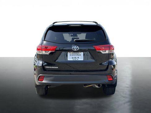 Used 2019 Toyota Highlander LE FWD image 7