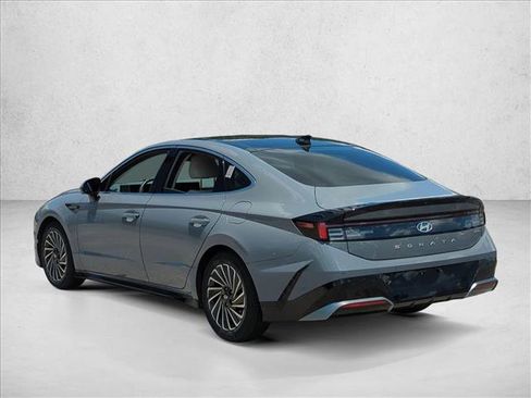 Used 2024 Hyundai Sonata Limited FWD image 7