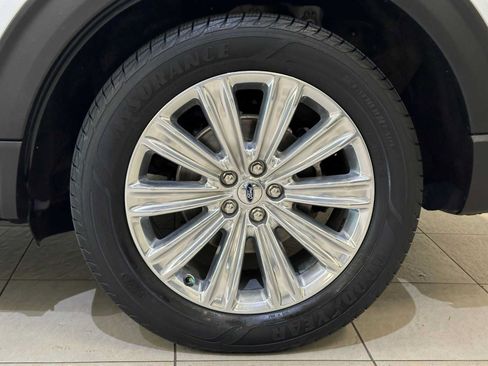 Used 2020 Ford Explorer Limited w/ Class III Trailer Tow Package AWD/4WD image 8