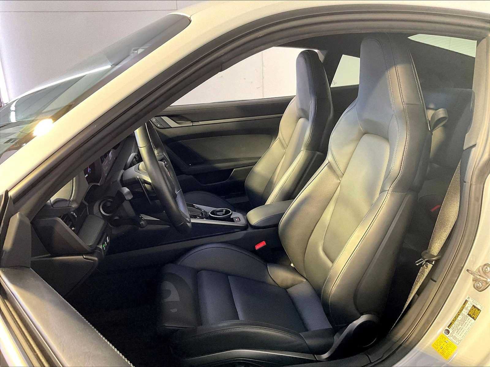 Certified 2026 Porsche 911 Carrera 4S AWD/4WD image 5