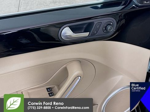 Used 2018 Volkswagen Beetle 2.0T SE w/ SE Premium Package image 22