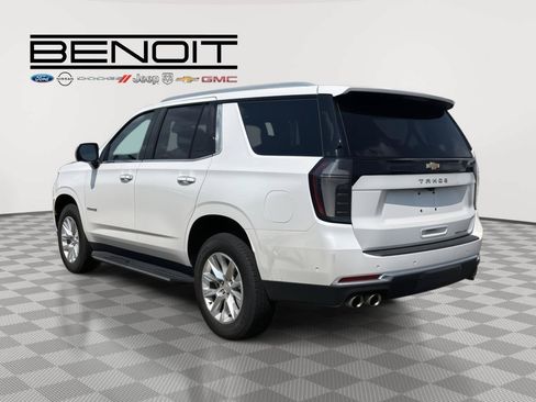 Used 2025 Chevrolet Tahoe Premier w/ Sun And Tow Package RWD image 4