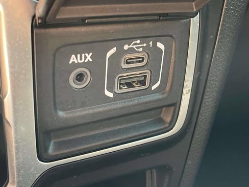 Used 2023 Jeep Wrangler Unlimited Sport AWD/4WD image 21