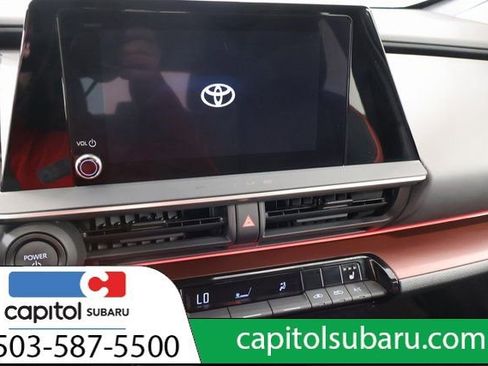 Used 2024 Toyota Prius Prime FWD image 20