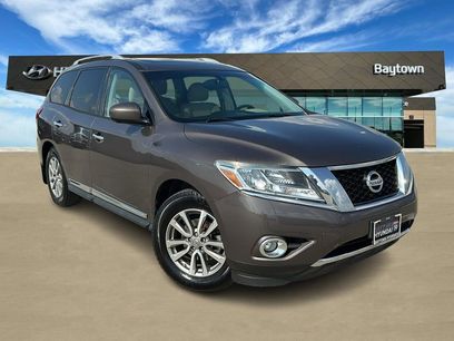 Used 2016 Nissan Pathfinder SL w/ SL Premium Package