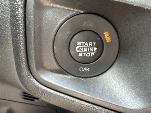 Used 2024 Jeep Wrangler Sport S image 20