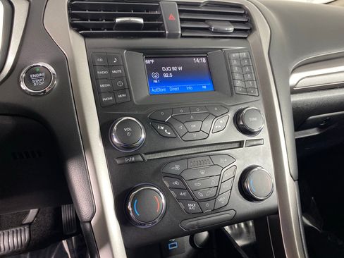 Used 2018 Ford Fusion S FWD image 25