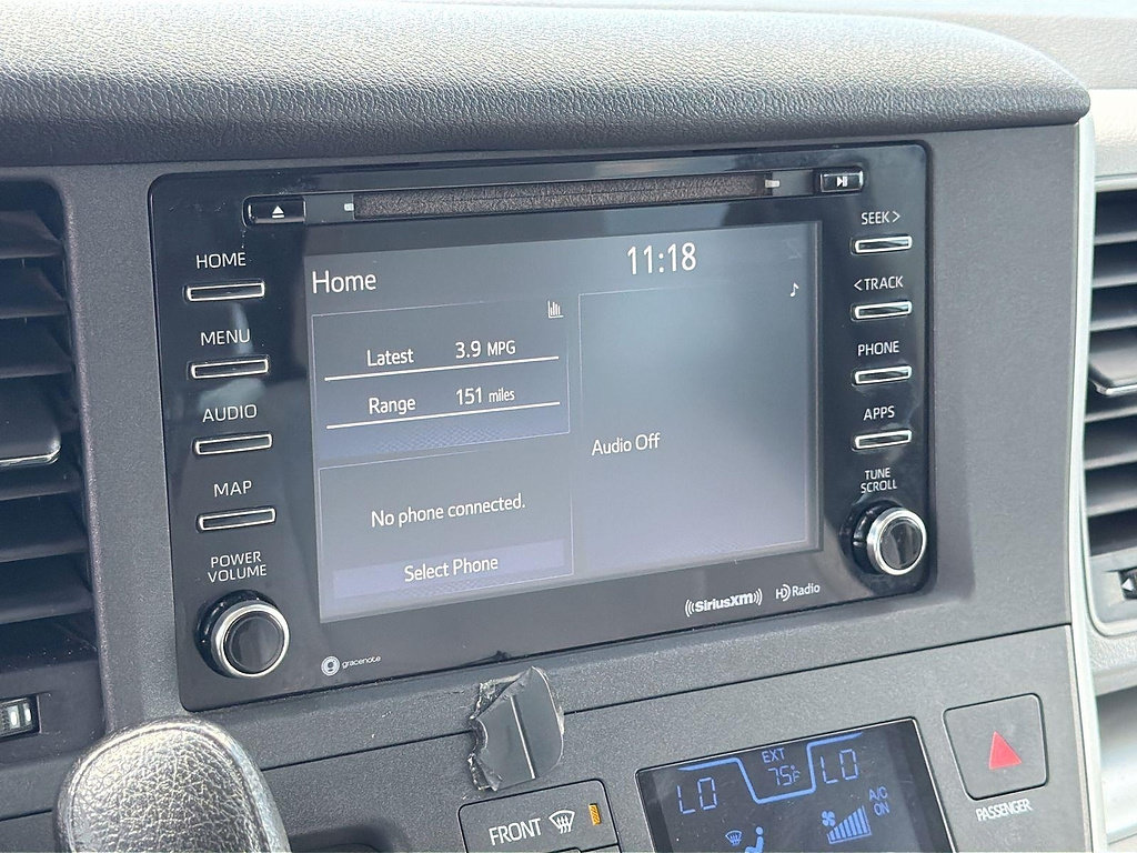 Used 2020 Toyota Sienna LE w/ Carpet Mat Package FWD image 10