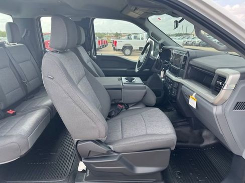 New 2026 Ford F250 XL w/ XL Chrome Package image 11