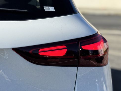New 2026 Mercedes-Benz GLA 250 image 13