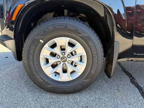 New 2026 Nissan Frontier S image 12