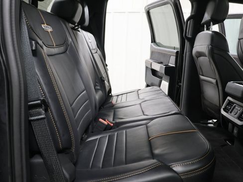 Used 2024 Ford F250 Platinum image 17