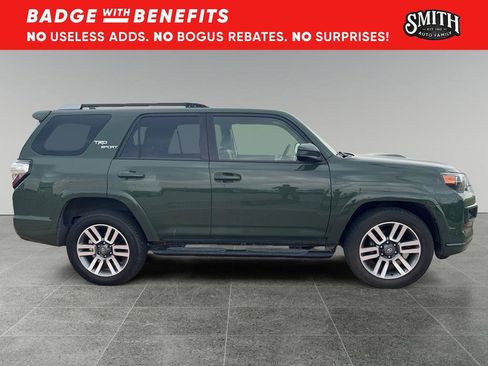 Used 2022 Toyota 4Runner TRD Sport image 3
