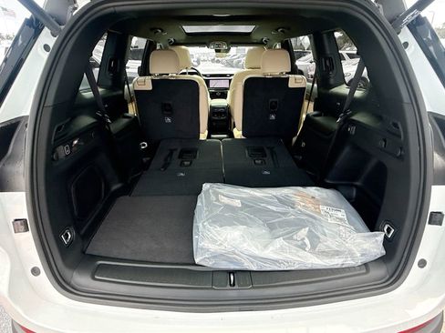 New 2026 Jeep Grand Cherokee L Limited RWD image 29