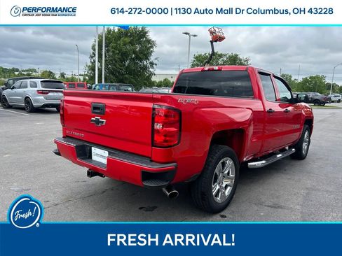 Used 2017 Chevrolet Silverado 1500 Custom w/ Custom Convenience Package AWD/4WD image 4