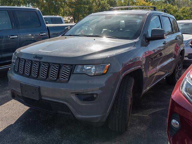 Used 2019 Jeep Grand Cherokee Altitude AWD/4WD image 4