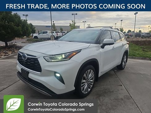 Used 2023 Toyota Highlander Platinum AWD/4WD image 9