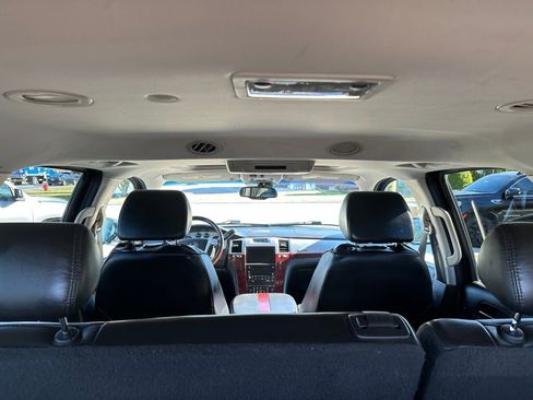 Used 2009 Cadillac Escalade 4WD Hybrid image 33