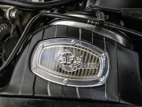 Used 2016 Chevrolet Corvette 2dr Stingray Z51 Coupe w/ 3LT Preferred Equipment Group image 48