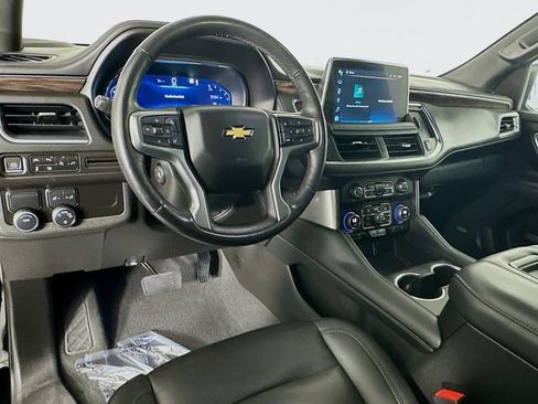 Used 2022 Chevrolet Tahoe LT w/ Luxury Package RWD image 11