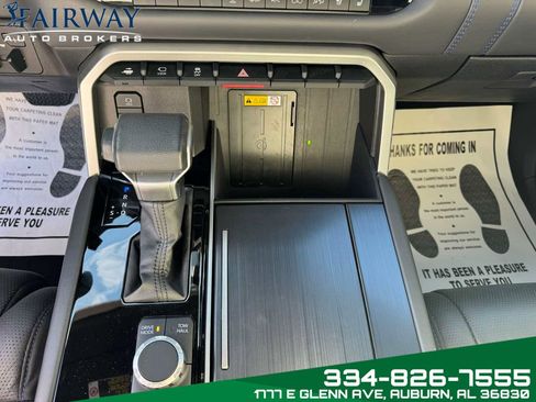 Used 2024 Toyota Sequoia Platinum image 24