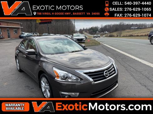 Used 2013 Nissan Altima 2.5 SL w/ Technology Pkg image 1