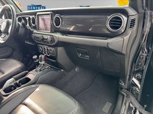 Certified 2021 Jeep Wrangler Unlimited Sahara image 12