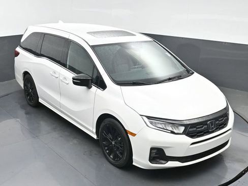 Used 2025 Honda Odyssey Sport-L image 35