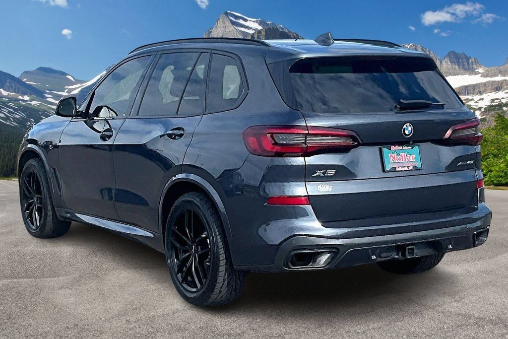 Used 2022 BMW X5 xDrive40i w/ M Sport Package AWD/4WD image 13