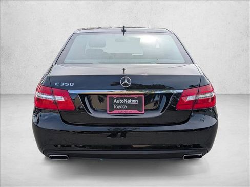 Used 2010 Mercedes-Benz E 350 Sedan image 7