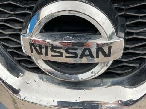Used 2015 Nissan Rogue SV w/ SV Premium Package AWD/4WD image 7