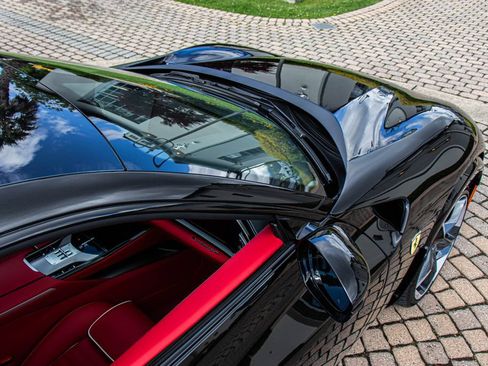 Certified 2024 Ferrari Purosangue AWD/4WD image 18