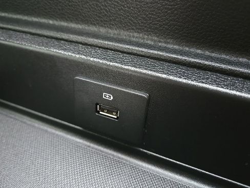 Used 2019 Ford Expedition Limited w/ Equipment Group 302A image 42