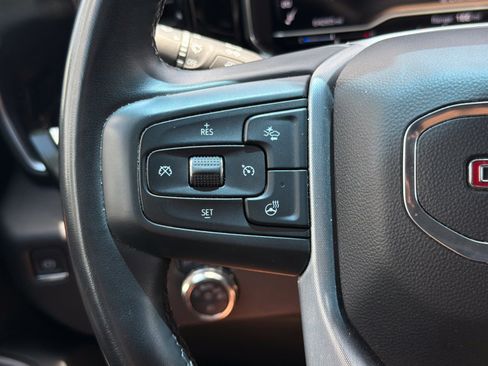 Used 2024 GMC Sierra 1500 SLT AWD/4WD image 18