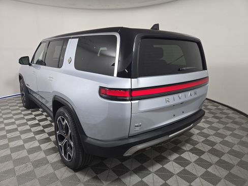 Used 2024 Rivian R1S Adventure AWD/4WD image 3
