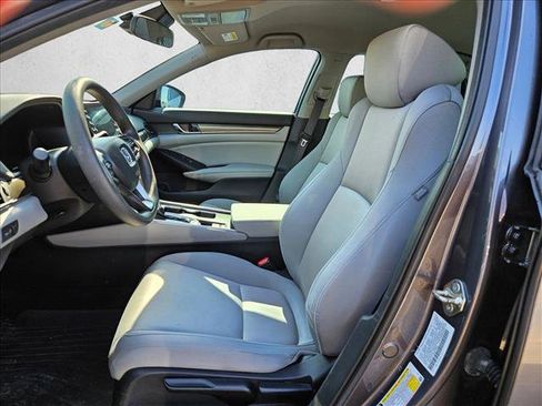Used 2019 Honda Accord LX image 13