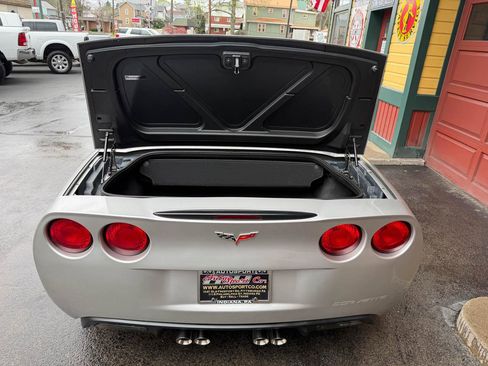 Used 2007 Chevrolet Corvette Convertible w/ Preferred Equipment Group image 21
