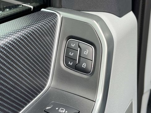 Used 2024 Ford F450 Limited w/ FX4 Off-Road Package image 26