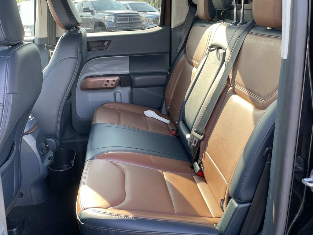 Used 2022 Ford Maverick Lariat w/ Lariat Luxury Package AWD/4WD image 29