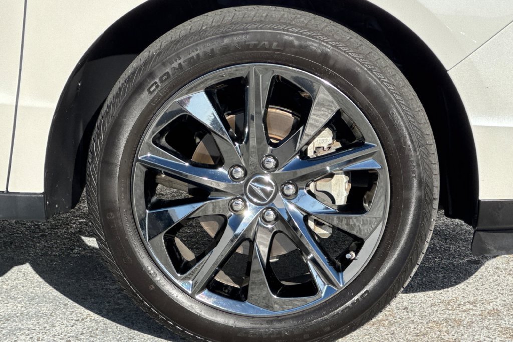 Used 2017 Acura MDX w/ Technology Package AWD/4WD image 25