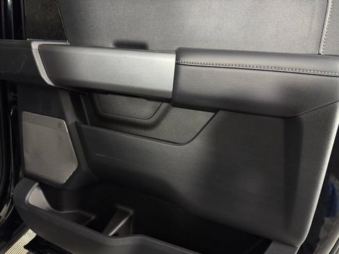 Used 2025 Ford F350 Lariat w/ Black Appearance Package AWD/4WD image 30