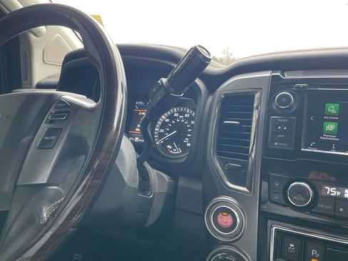 Used 2019 Nissan Titan Platinum Reserve w/ Platinum Utility Package image 20