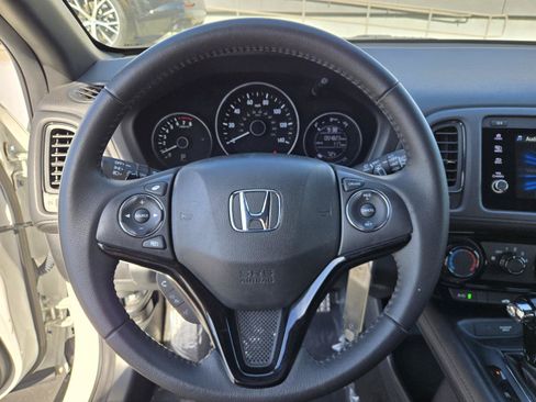 Used 2022 Honda HR-V Sport image 13