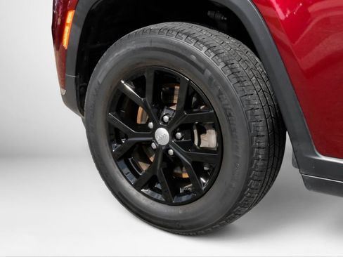 Used 2023 Jeep Grand Cherokee L Limited w/ Trailer Tow Group (B) AWD/4WD image 58