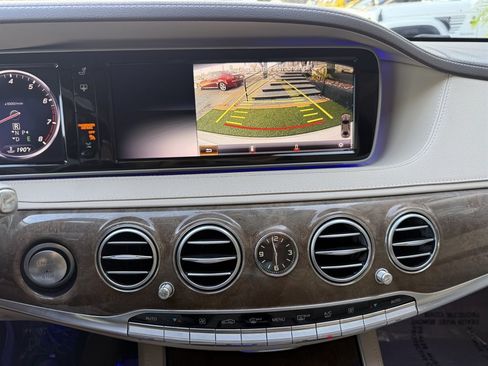 Used 2015 Mercedes-Benz S 550 Sedan image 31