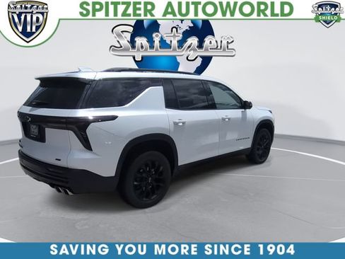 Used 2025 Chevrolet Traverse LT w/ Midnight/Sport Edition AWD/4WD image 9