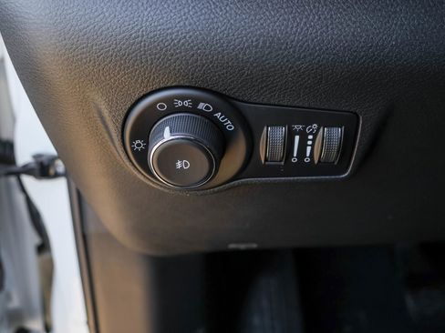 New 2026 Jeep Compass Latitude AWD/4WD image 25